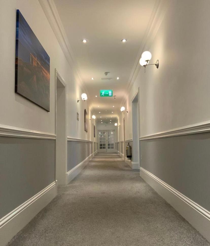 The Royal Hotel - Clacton On Sea ภายนอก รูปภาพ